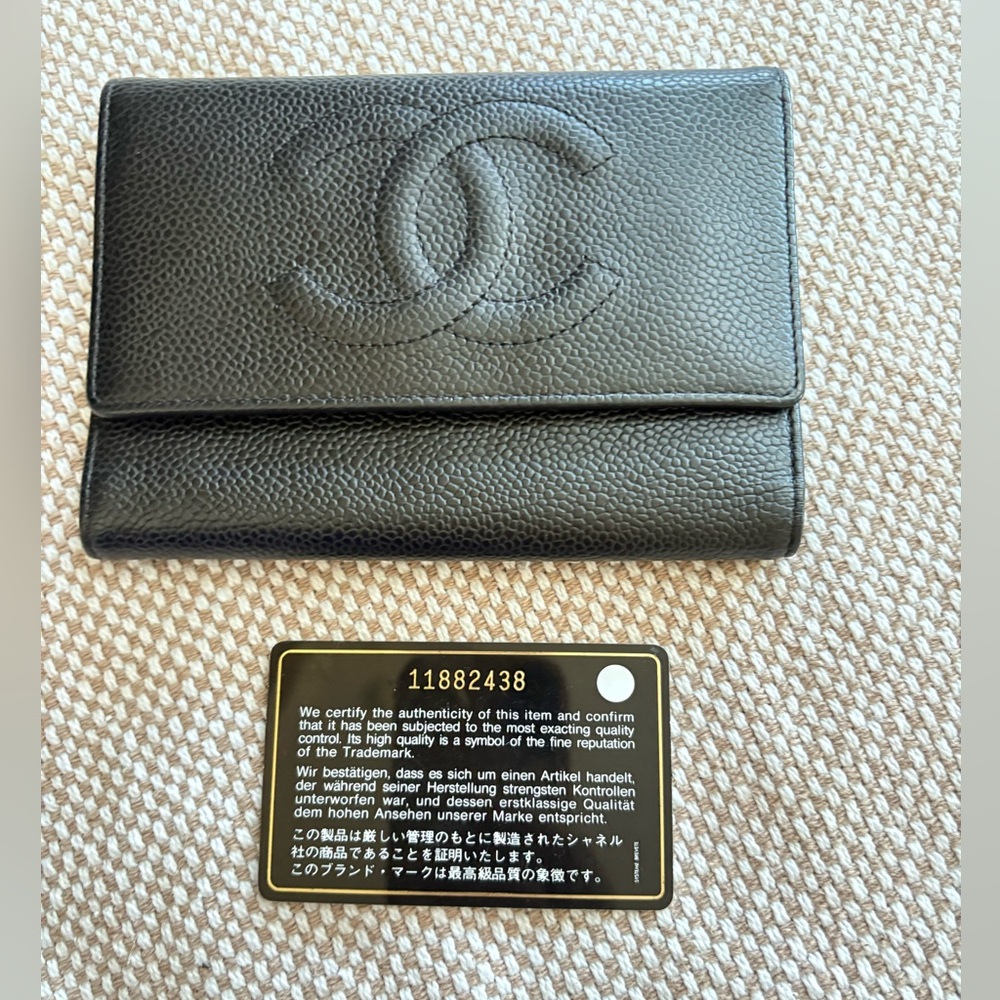 CHANEL Caviar Skin Tri-Fold Wallet Flap Wallet Black - Picture 5 of 12